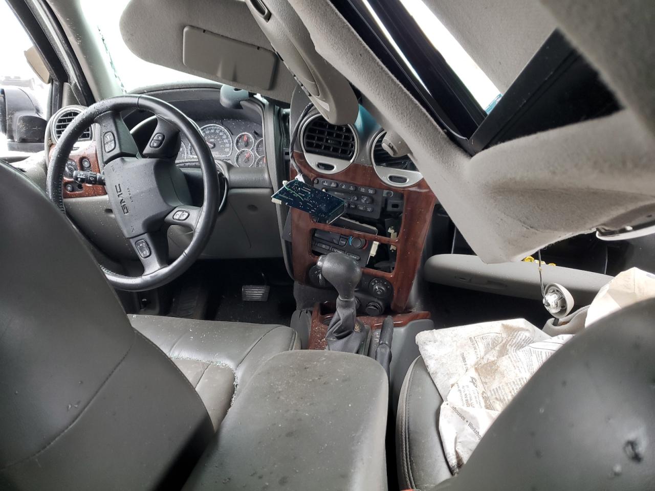 2002 GMC Envoy VIN 1GKDT13S922209793 Copart auction photo, all over damage thumbnail 8
