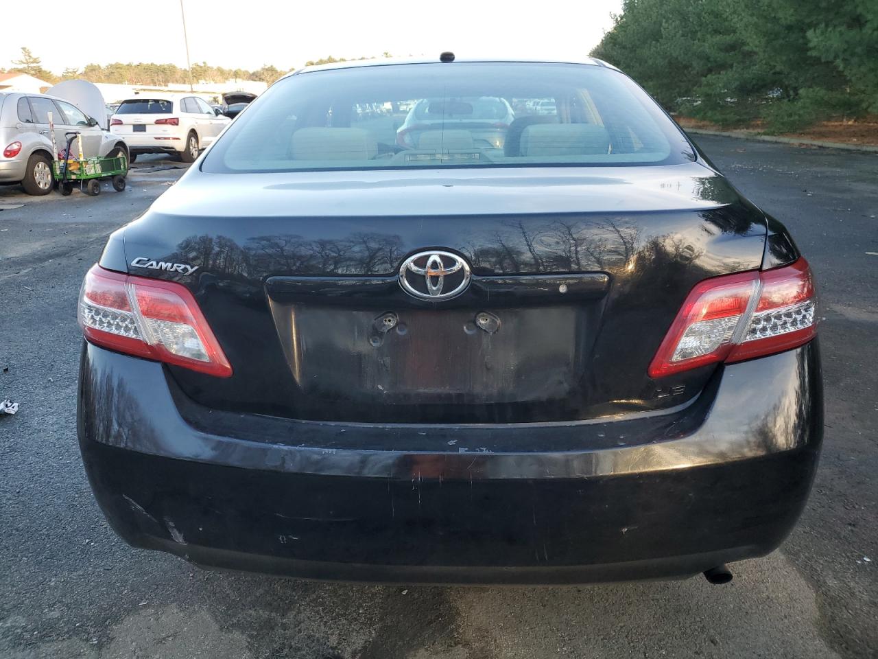 2011 Toyota Camry VIN 4T4BF3EK9BR186332 Copart auction photo, normal wear / minor dent/scratches damage thumbnail 6