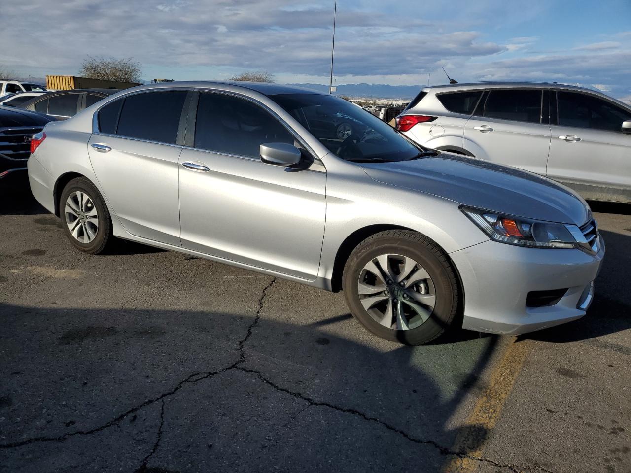 2015 Honda Accord VIN 1HGCR2F35FA165367 Copart auction photo, side damage thumbnail 4