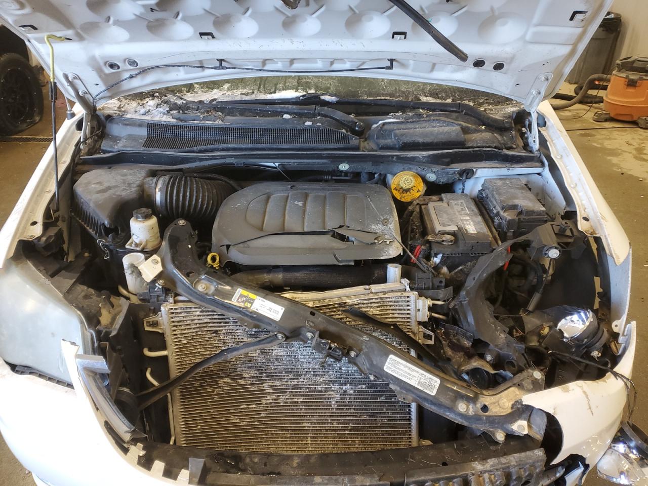 2014 Chrysler Town & Country VIN 2C4RC1HG0ER472251 Copart auction photo, front end damage thumbnail 12