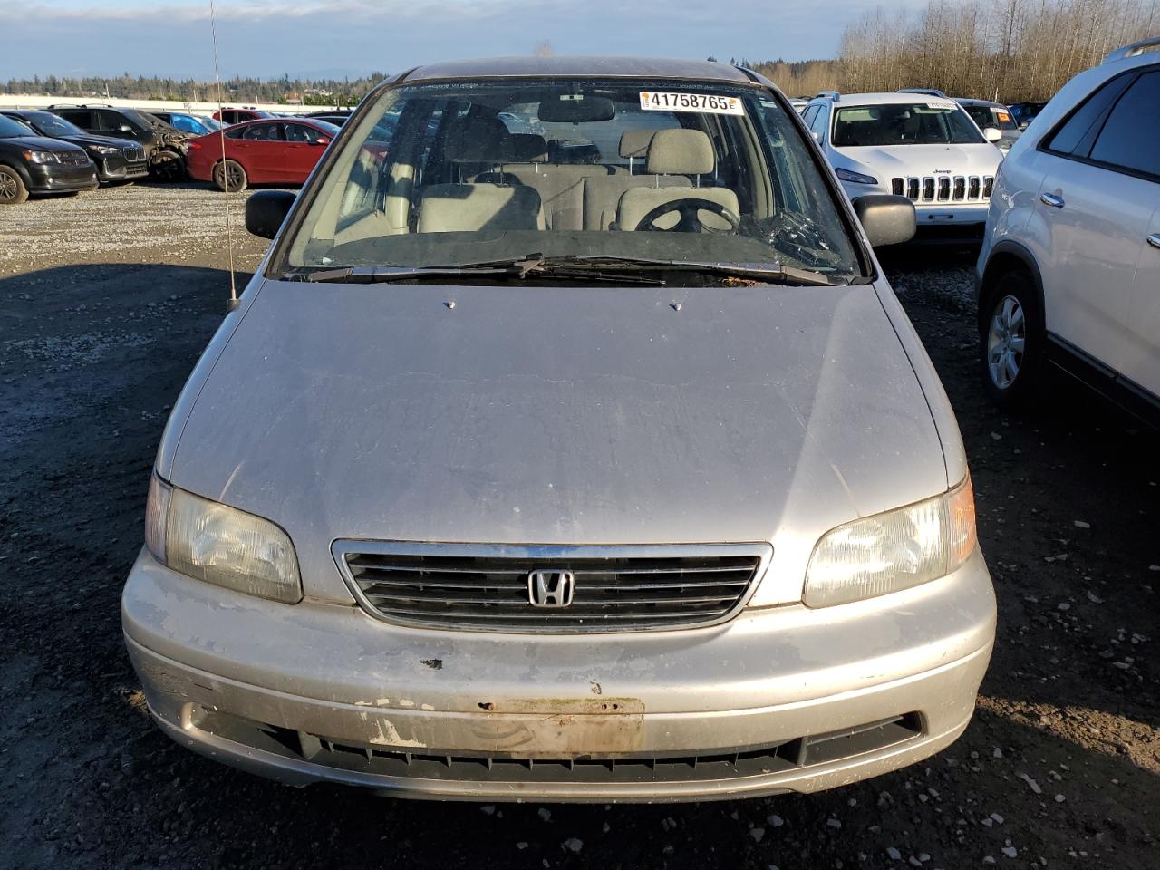 1996 Honda Odyssey VIN JHMRA1861TC013523 Copart auction photo, minor dent/scratches damage thumbnail 5