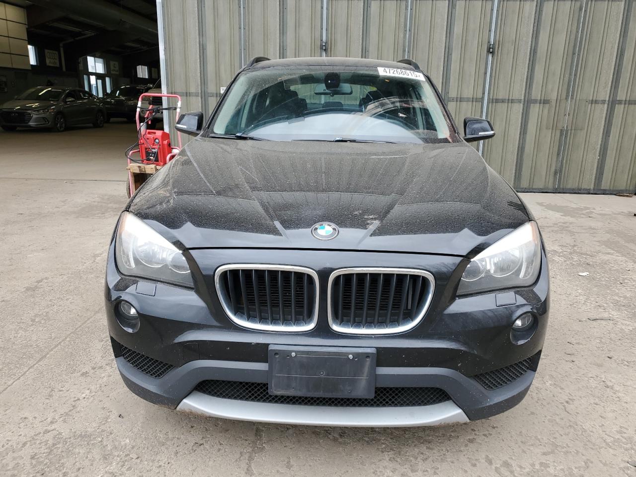 2014 BMW X1 VIN WBAVL1C56EVY18897 Copart auction photo, minor dent/scratches damage thumbnail 5