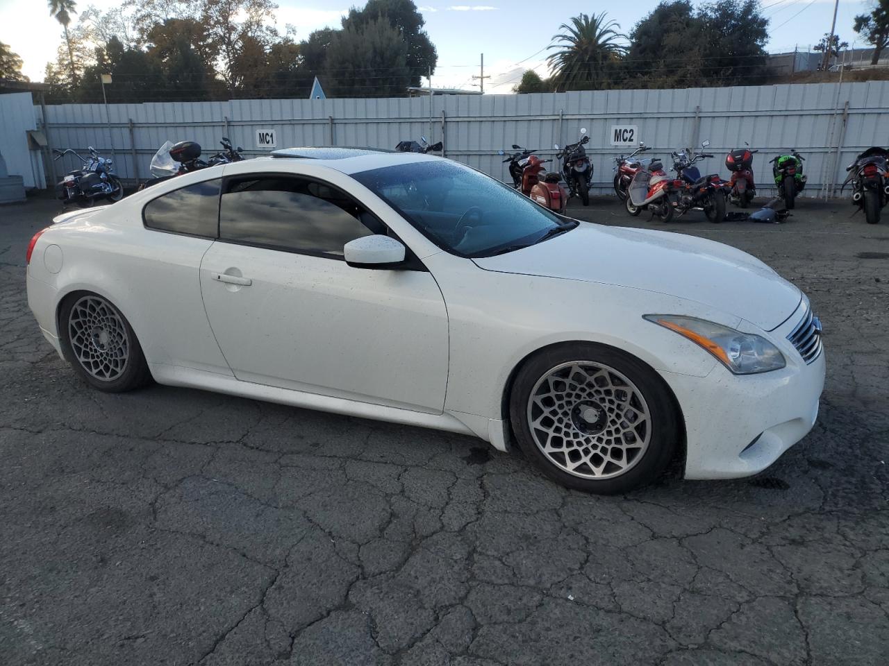 2009 Infiniti G VIN JNKCV64E49M604064 Copart auction photo, minor dent/scratches damage thumbnail 4