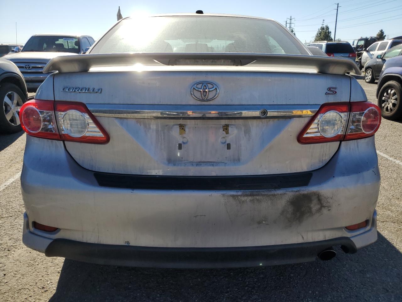 2011 Toyota Corolla VIN 2T1BU4EEXBC608397 Copart auction photo, front end / side damage thumbnail 6