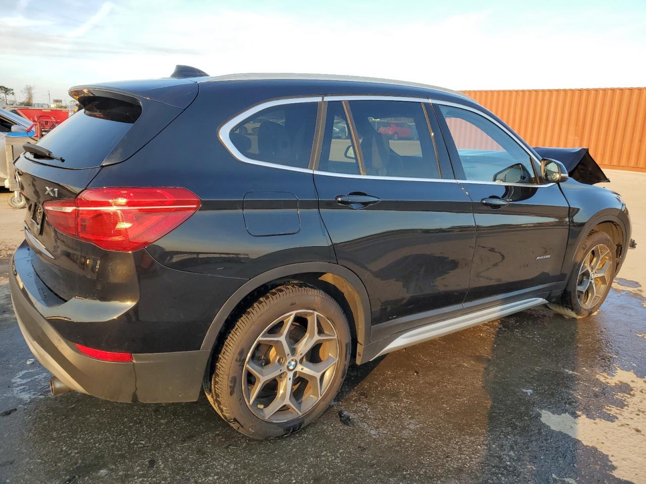 2018 BMW X1 VIN WBXHT3C30J5K23793 Copart auction photo, front end damage thumbnail 3
