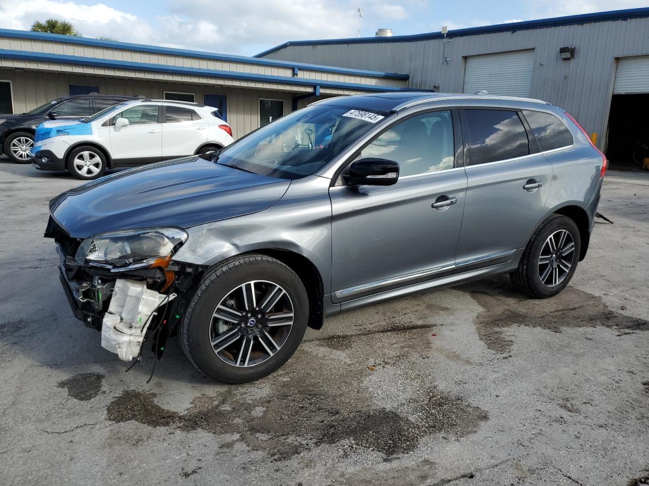 2017 Volvo XC60 VIN YV440MDR6H2064946