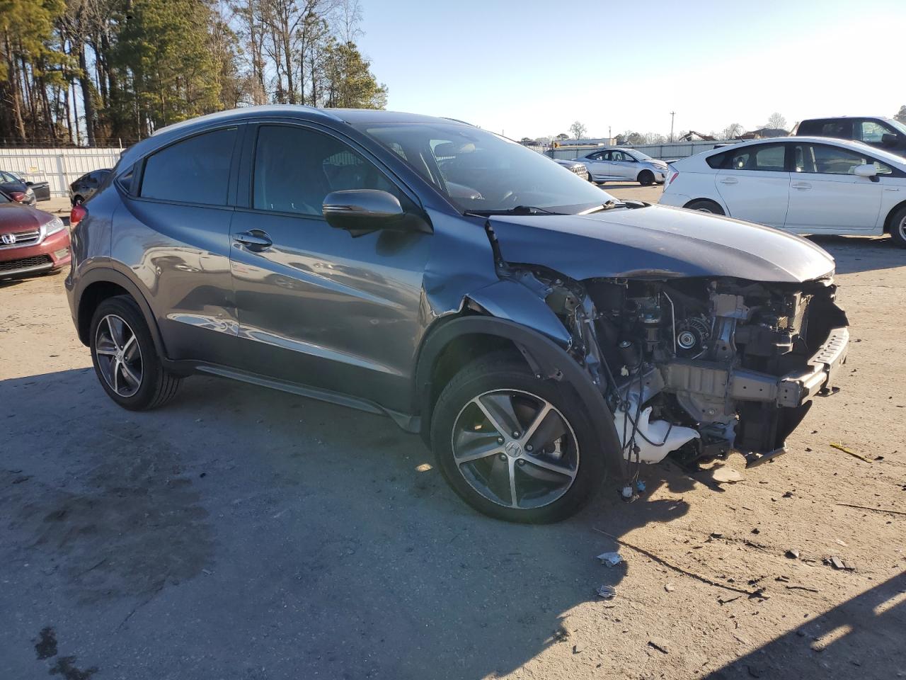 2022 Honda HR-V VIN 3CZRU5H57NM734707 Copart auction photo, front end damage thumbnail 4