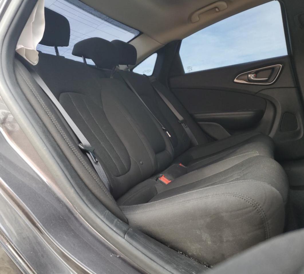 2016 Chrysler 200 VIN 1C3CCCAB8GN129353 Copart auction photo, front end / side damage thumbnail 10