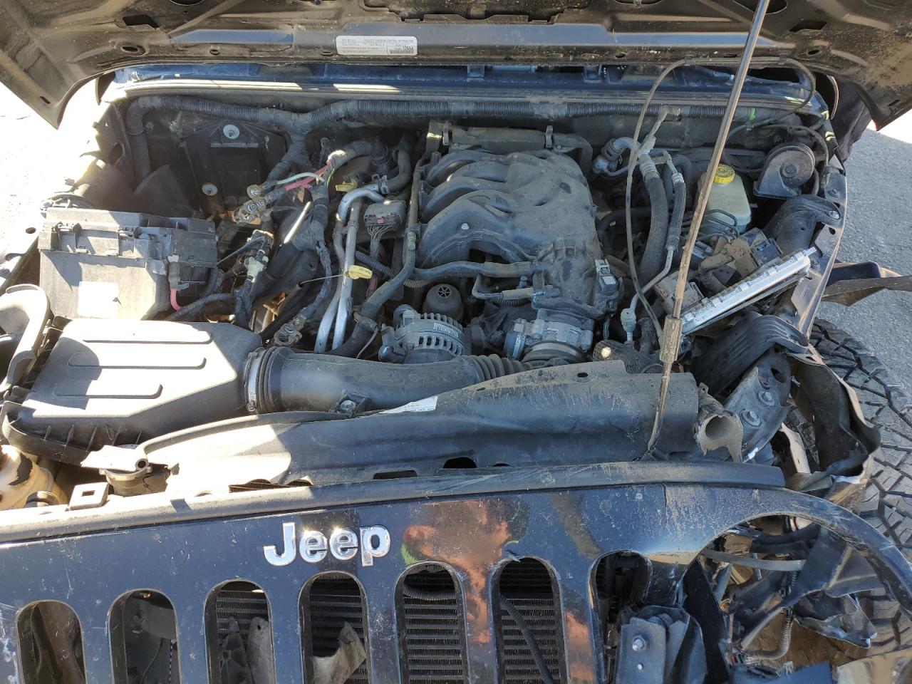 2015 Jeep Wrangler VIN 1C4BJWEG4FL642291 Copart auction photo, front end / rear end damage thumbnail 11