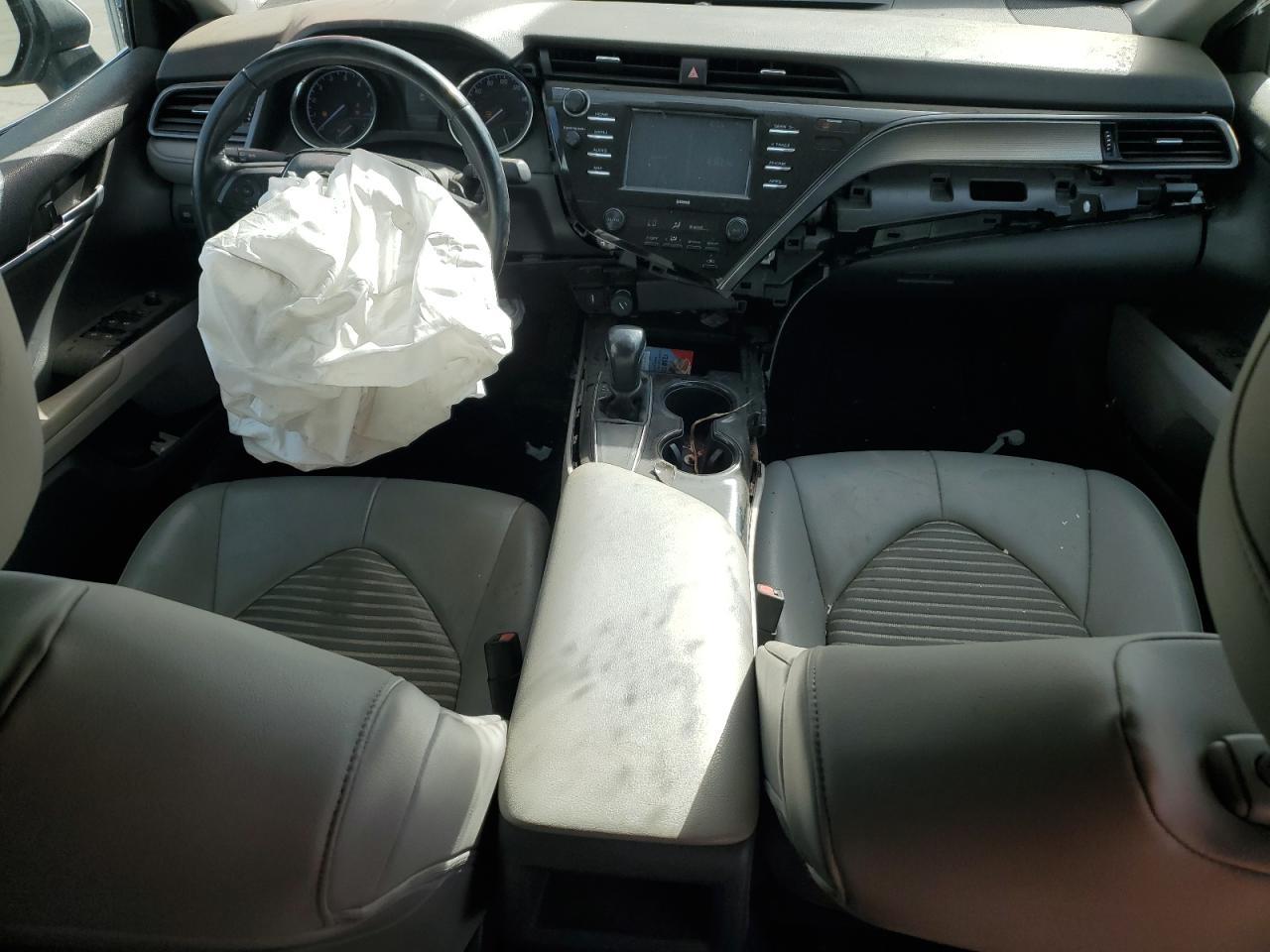2020 Toyota Camry VIN 4T1G11AKXLU903265 Copart auction photo, front end damage thumbnail 8