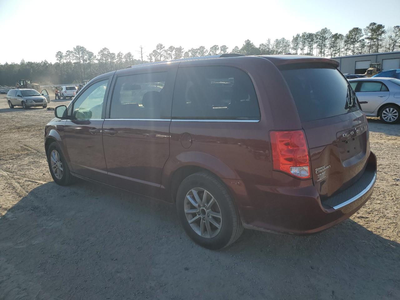 2019 Dodge Caravan VIN 2C4RDGCG8KR616440 Copart auction photo, side / rear end damage thumbnail 2