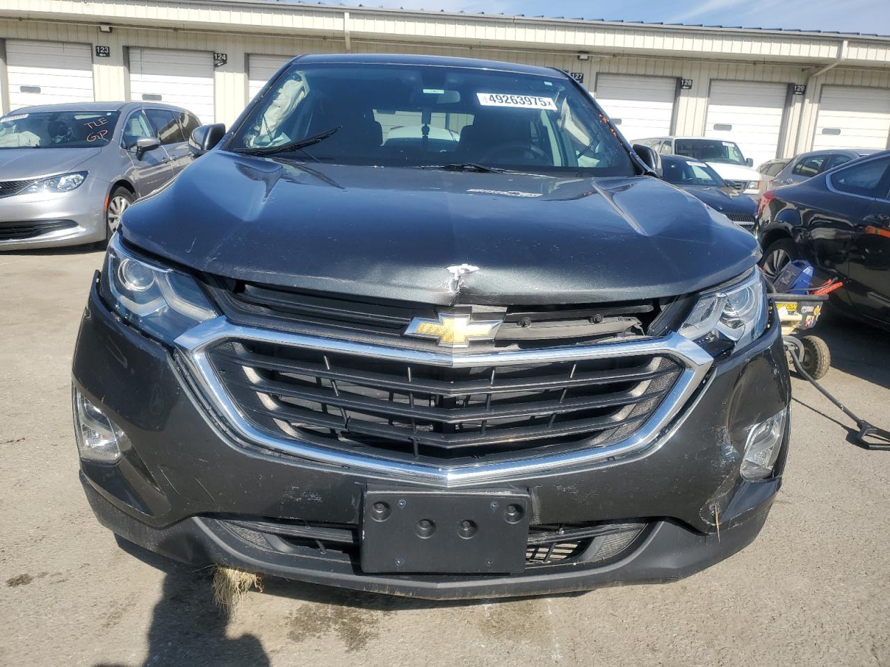 2019 Chevrolet Equinox VIN 3GNAXKEV0KS676578 Copart auction photo, front end damage thumbnail 5