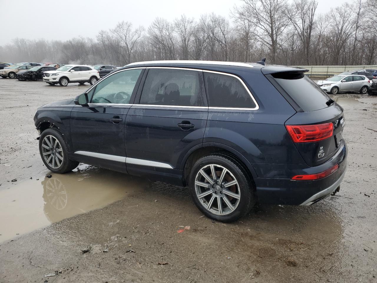 2017 Audi Q7 VIN WA1LAAF75HD025642 Copart auction photo, front end damage thumbnail 2