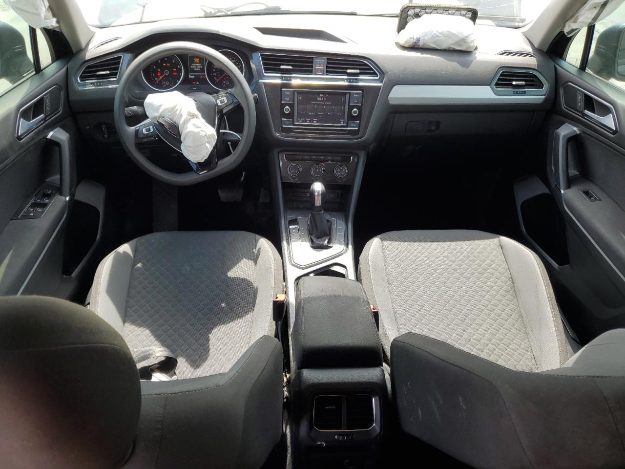 2018 Volkswagen Tiguan VIN 3VV1B7AX4JM052878 Copart auction photo, front end damage thumbnail 8