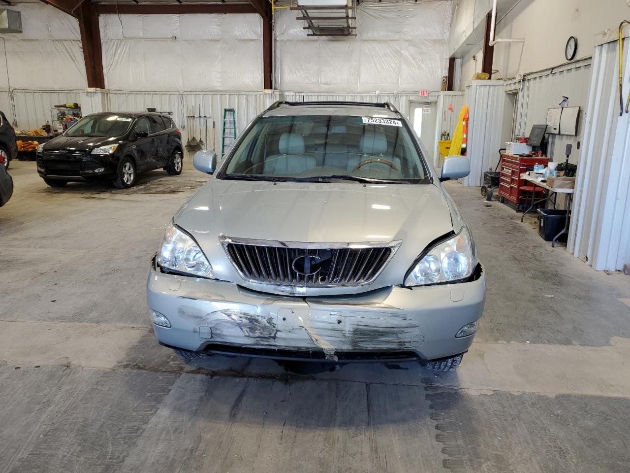 2008 Lexus RX VIN 2T2HK31U38C070279 Copart auction photo, front end damage thumbnail 5