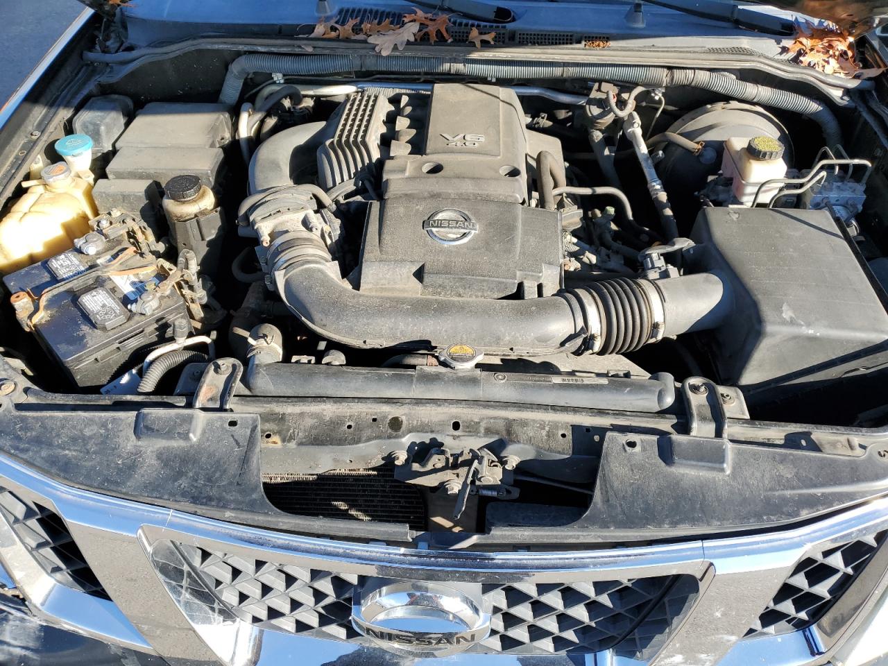 2011 Nissan Pathfinder VIN 5N1AR1NB2BC627502 Copart auction photo, front end / minor dent/scratches damage thumbnail 12