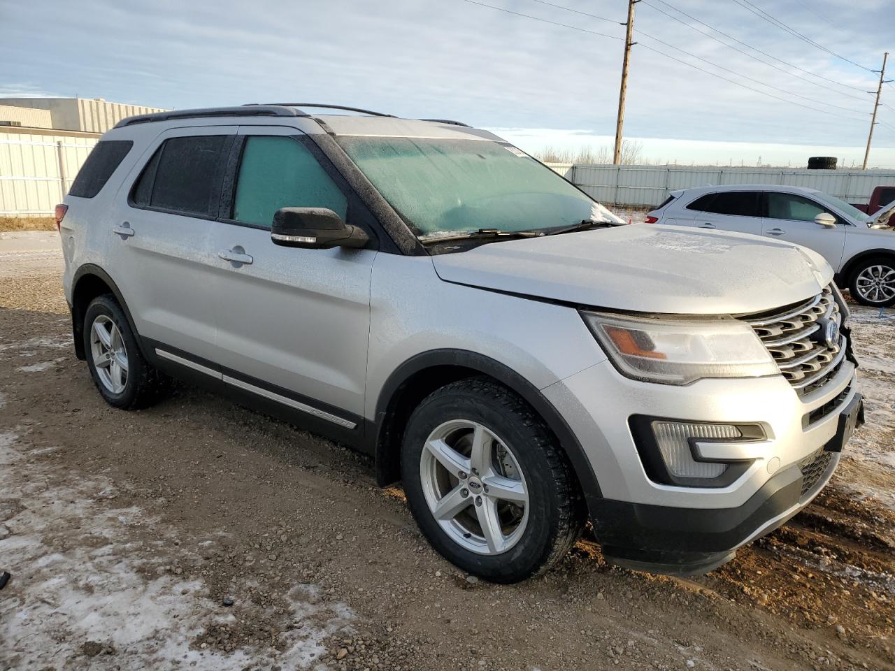 2017 Ford Explorer VIN 1FM5K8D85HGC90183 Copart auction photo, front end / side damage thumbnail 4