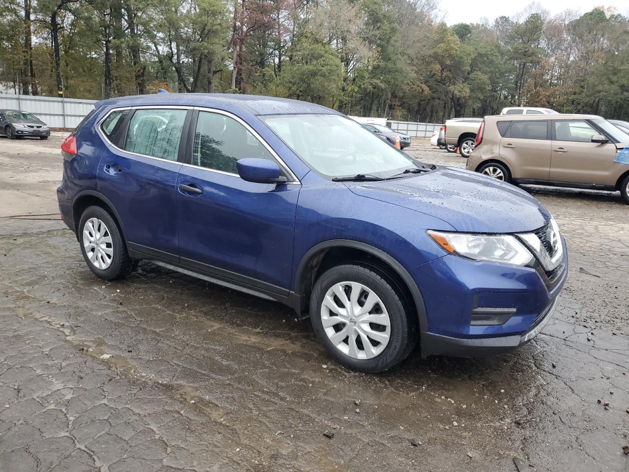 2017 Nissan Rogue VIN JN8AT2MT0HW131616 Copart auction photo, side damage thumbnail 4