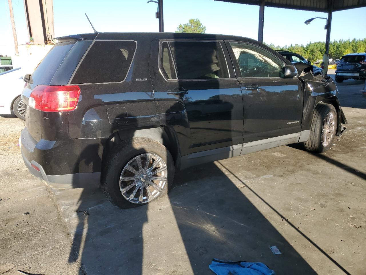 2014 GMC Terrain VIN 2GKALMEK8E6304757 Copart auction photo, front end / rear end damage thumbnail 3