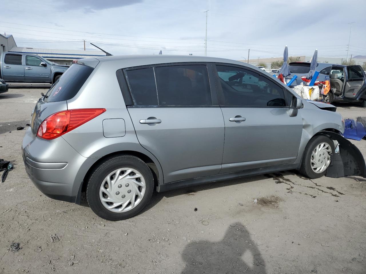 2011 Nissan Versa VIN 3N1BC1CP5BL507256 Copart auction photo, front end damage thumbnail 3