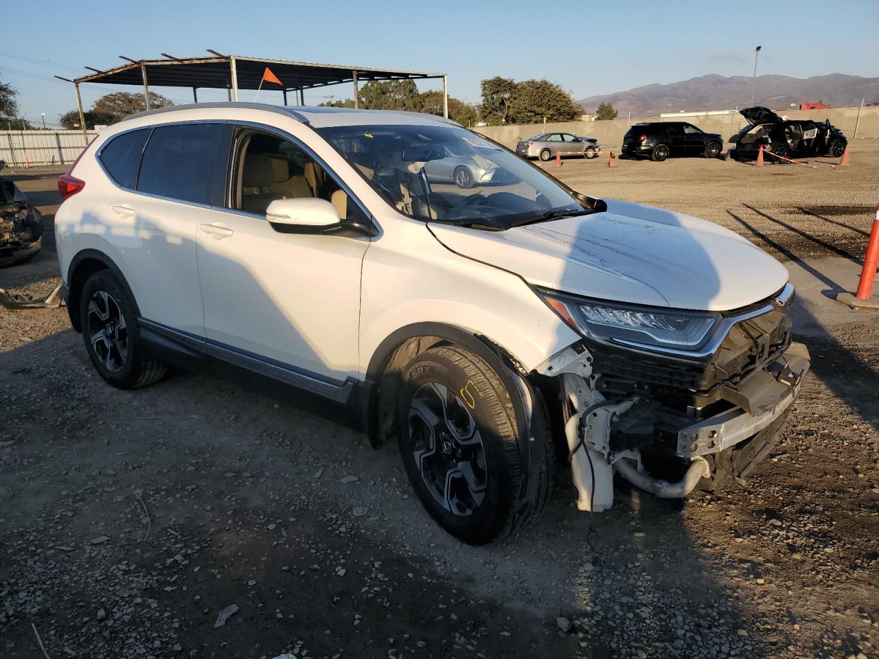 2017 Honda CR-V VIN 5J6RW1H91HL015089 Copart auction photo, front end damage thumbnail 4