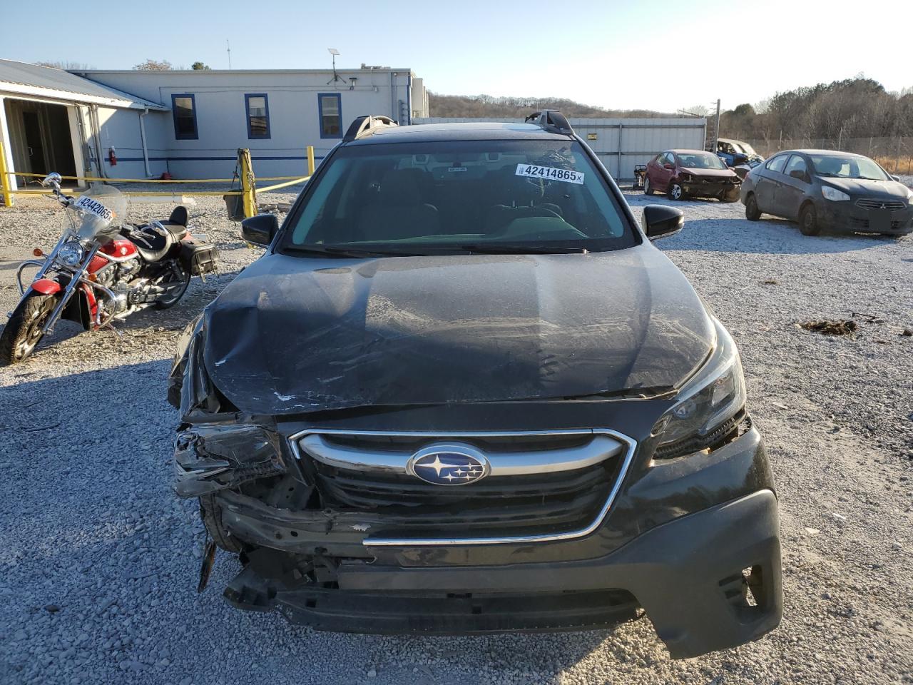 2020 Subaru Outback VIN 4S4BTAEC1L3220075 Copart auction photo, front end damage thumbnail 5