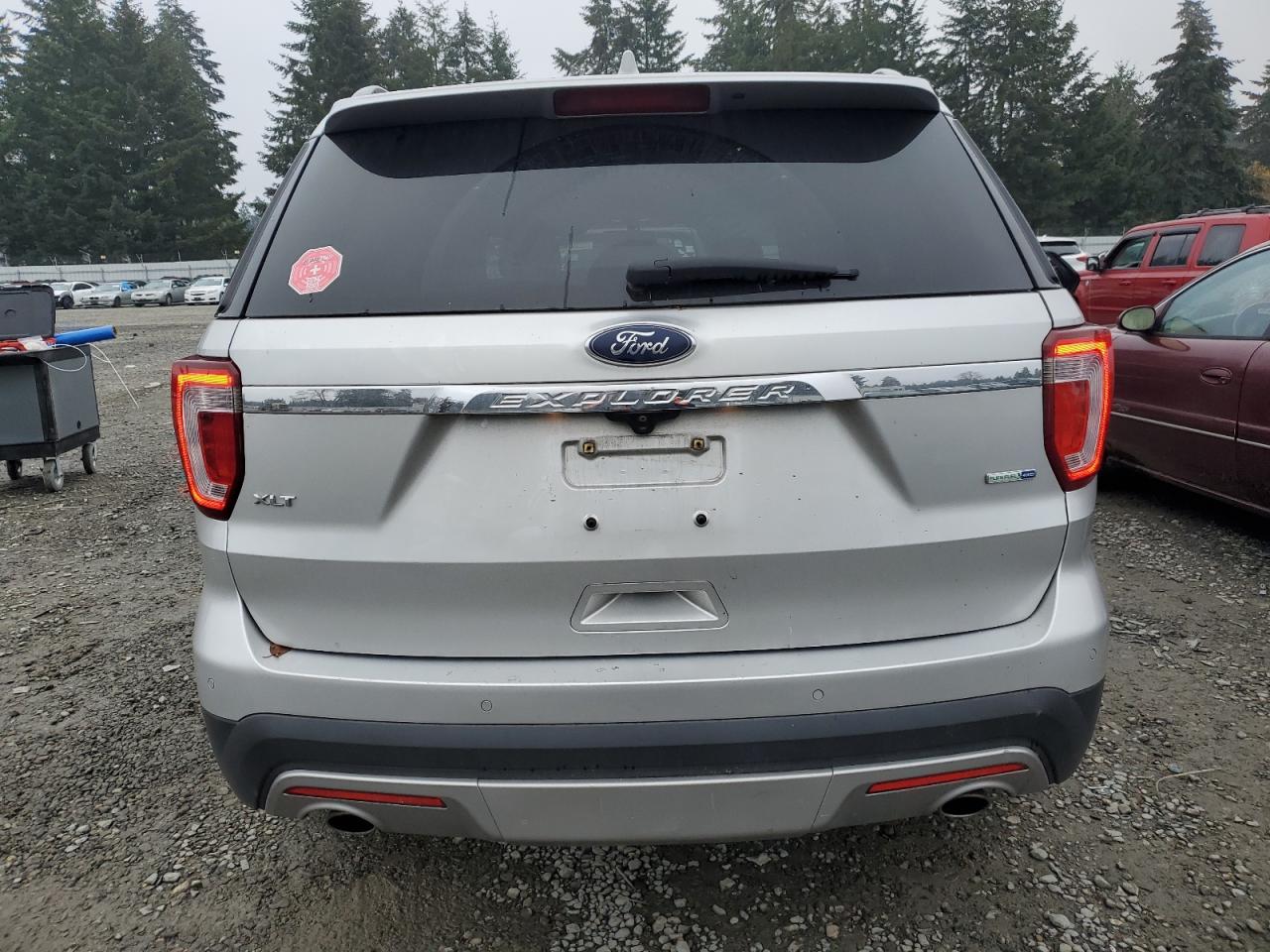 2016 Ford Explorer VIN 1FM5K8D82GGA39152 Copart auction photo, front end / side damage thumbnail 6