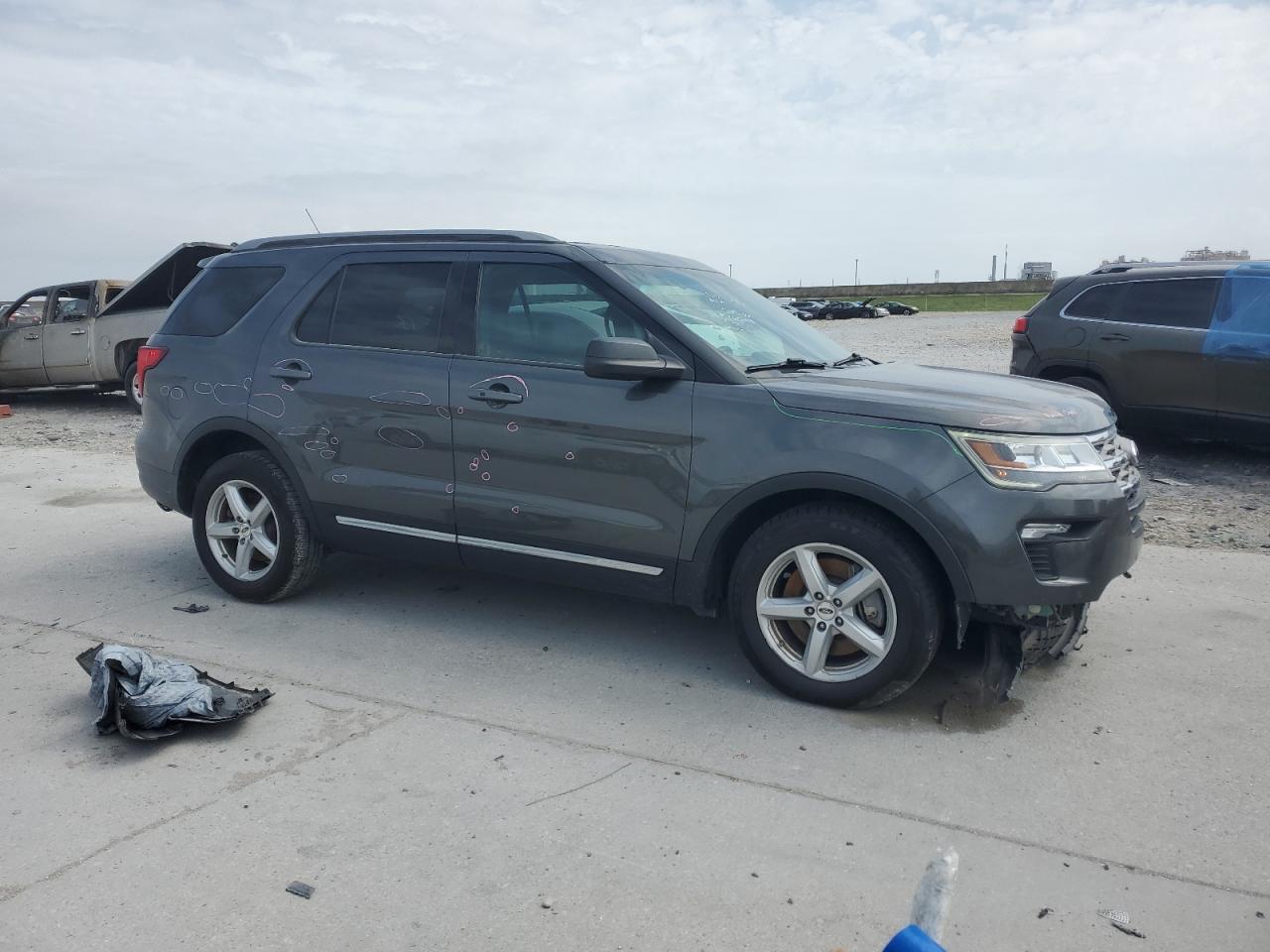 2018 Ford Explorer VIN 1FM5K7D80JGA76539 Copart auction photo, front end damage thumbnail 4