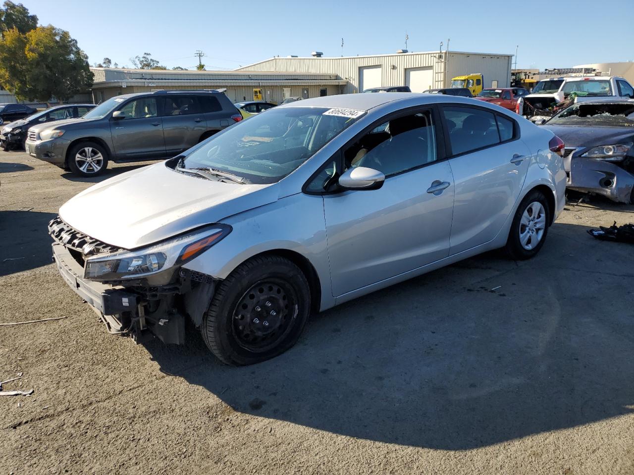 2018 KIA Forte VIN 3KPFK4A79JE252541