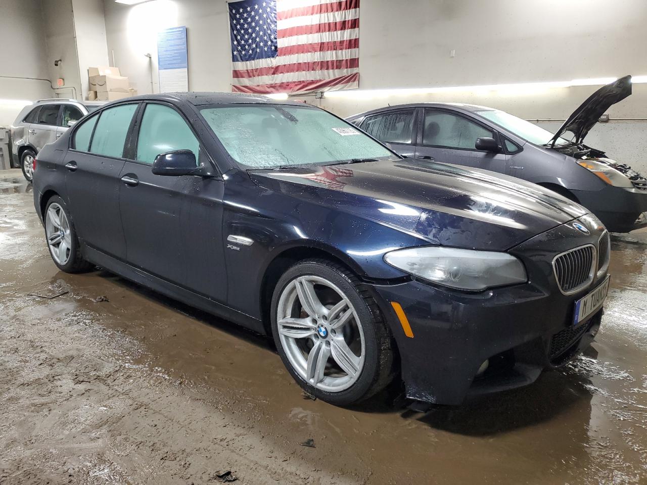 2012 BMW 5er VIN WBAFU7C50CDU57870 Copart auction photo, front end / minor dent/scratches damage thumbnail 4