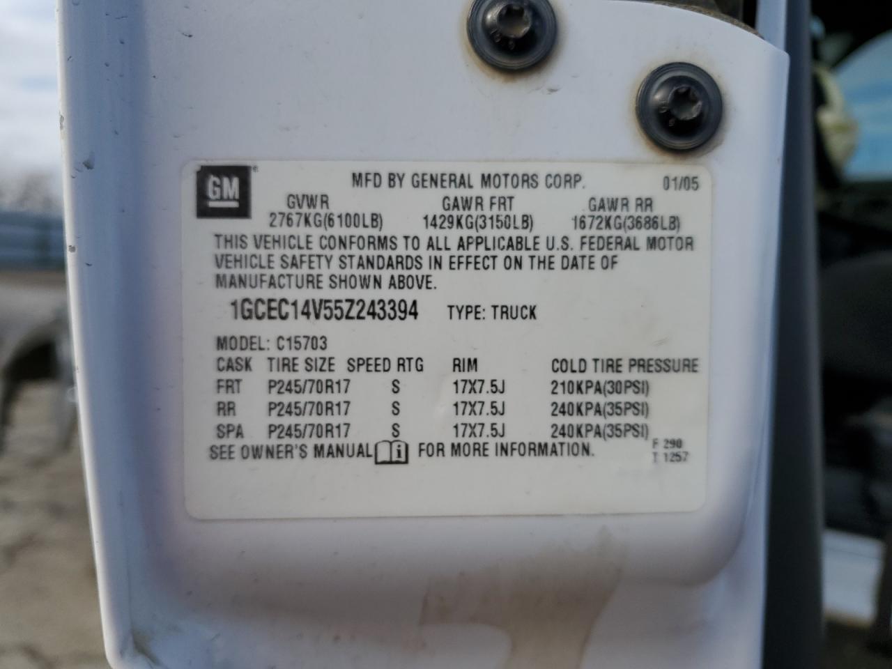 2005 Chevrolet Silverado VIN 1GCEC14V55Z243394 Copart auction photo, front end damage thumbnail 12