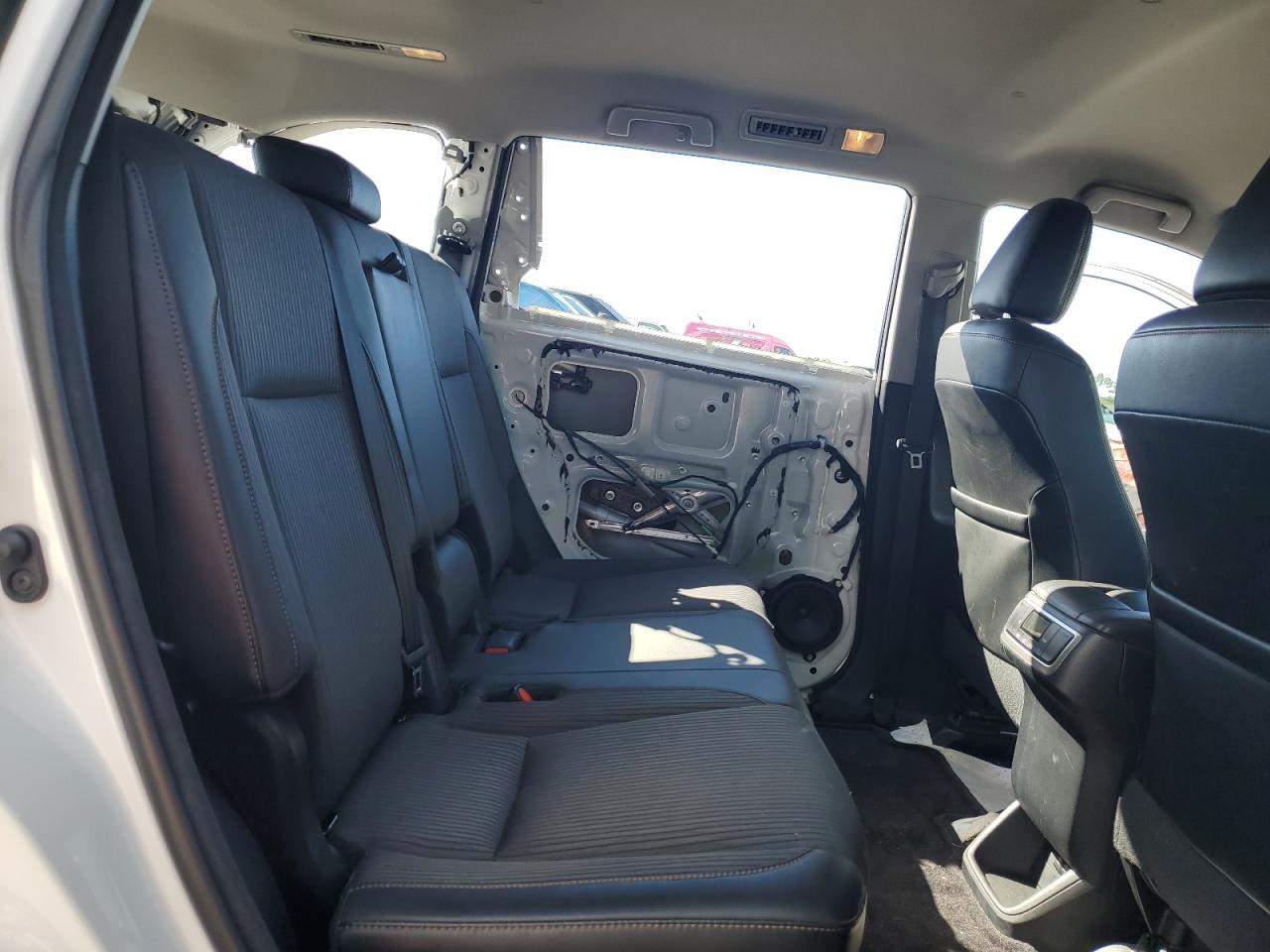 2017 Toyota Highlander VIN 5TDZZRFH5HS196590 Copart auction photo, rear end / side damage thumbnail 11
