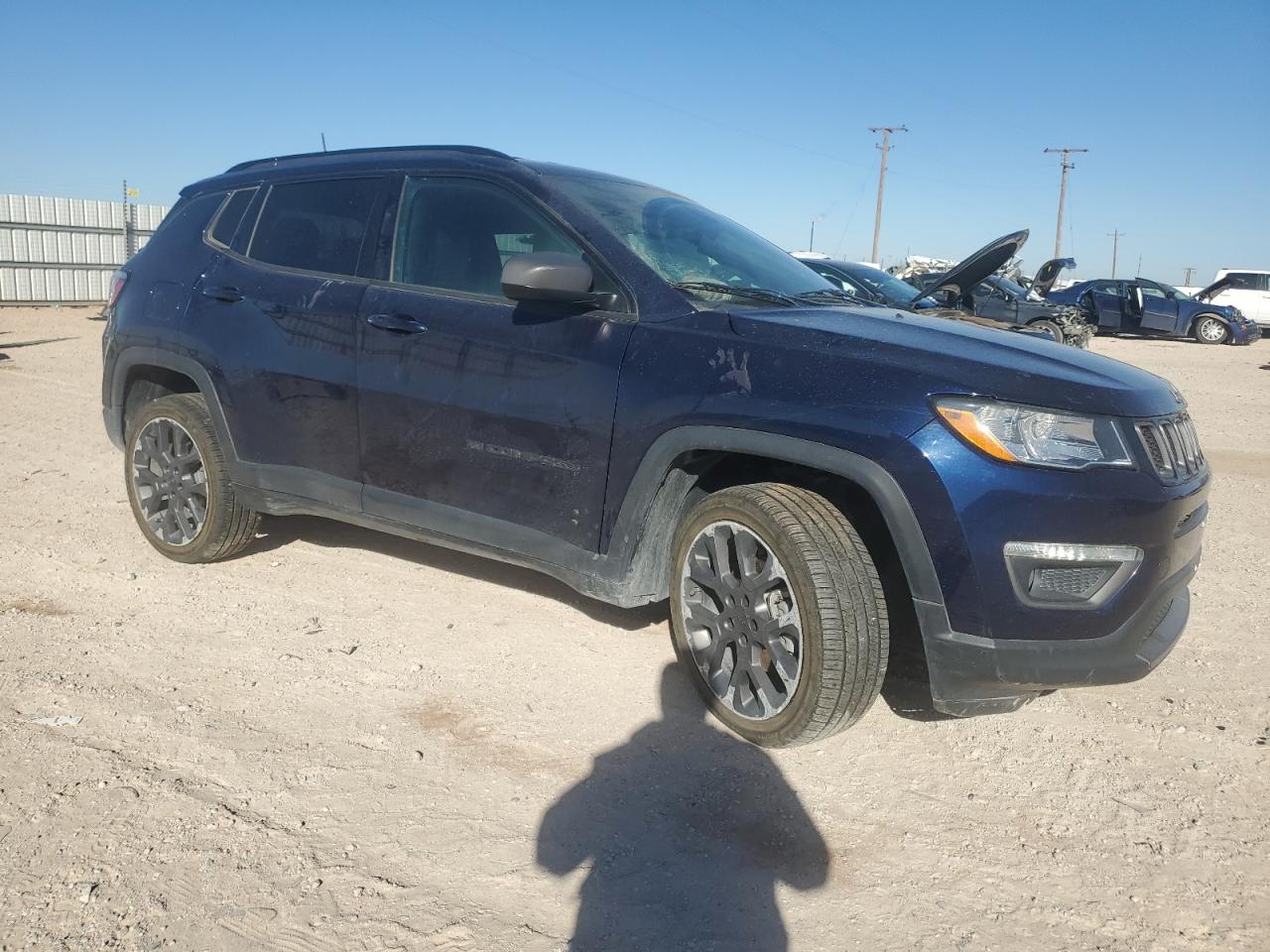 2021 Jeep Compass VIN 3C4NJDEB7MT517129 Copart auction photo, front end / side damage thumbnail 4