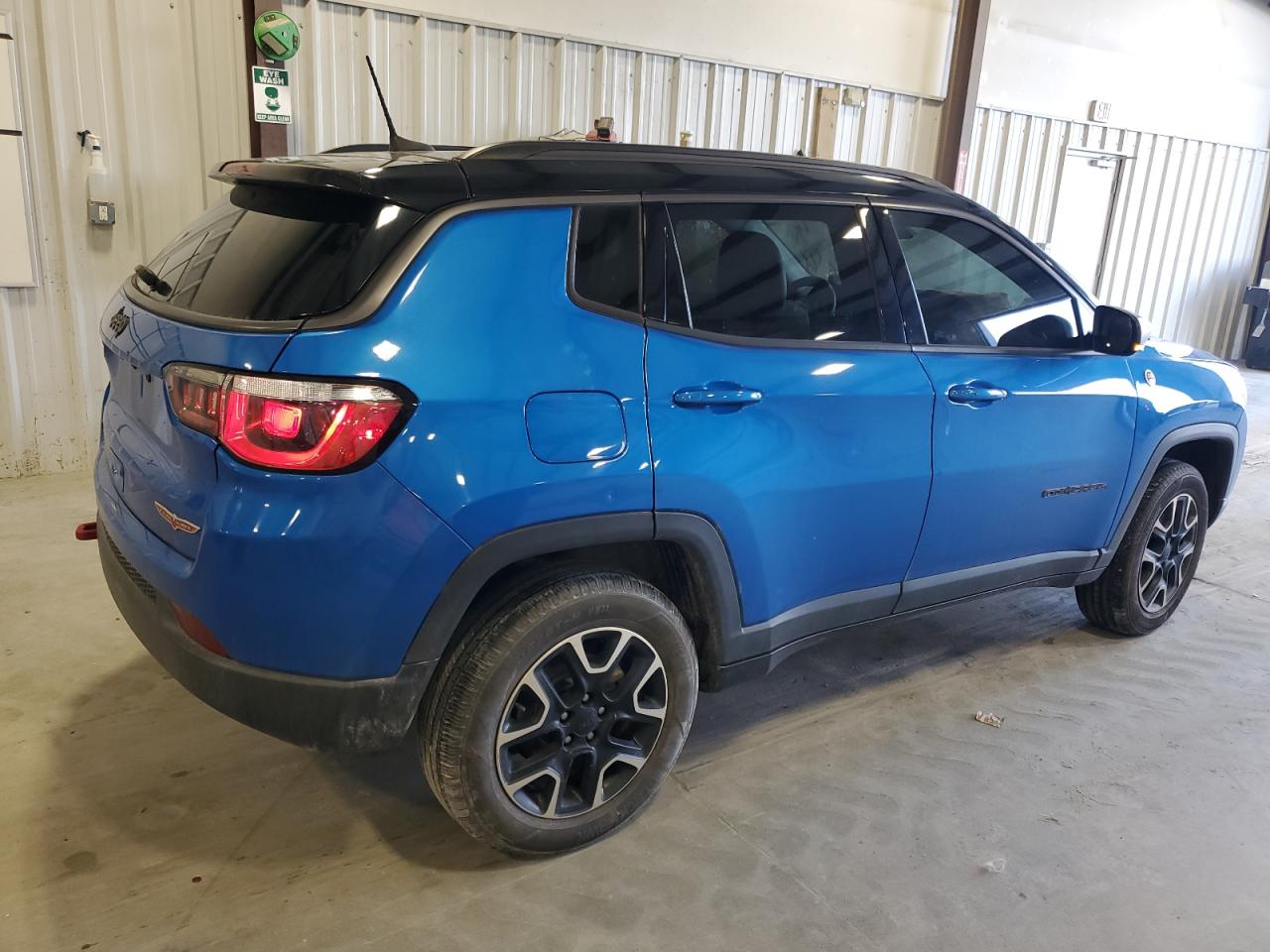 2020 Jeep Compass VIN 3C4NJDDB5LT127436 Copart auction photo, front end / side damage thumbnail 3
