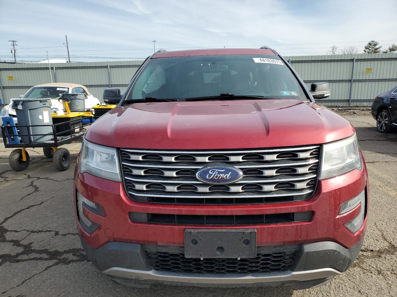 2016 Ford Explorer VIN 1FM5K8D87GGA88699 Copart auction photo, side / front end damage thumbnail 5