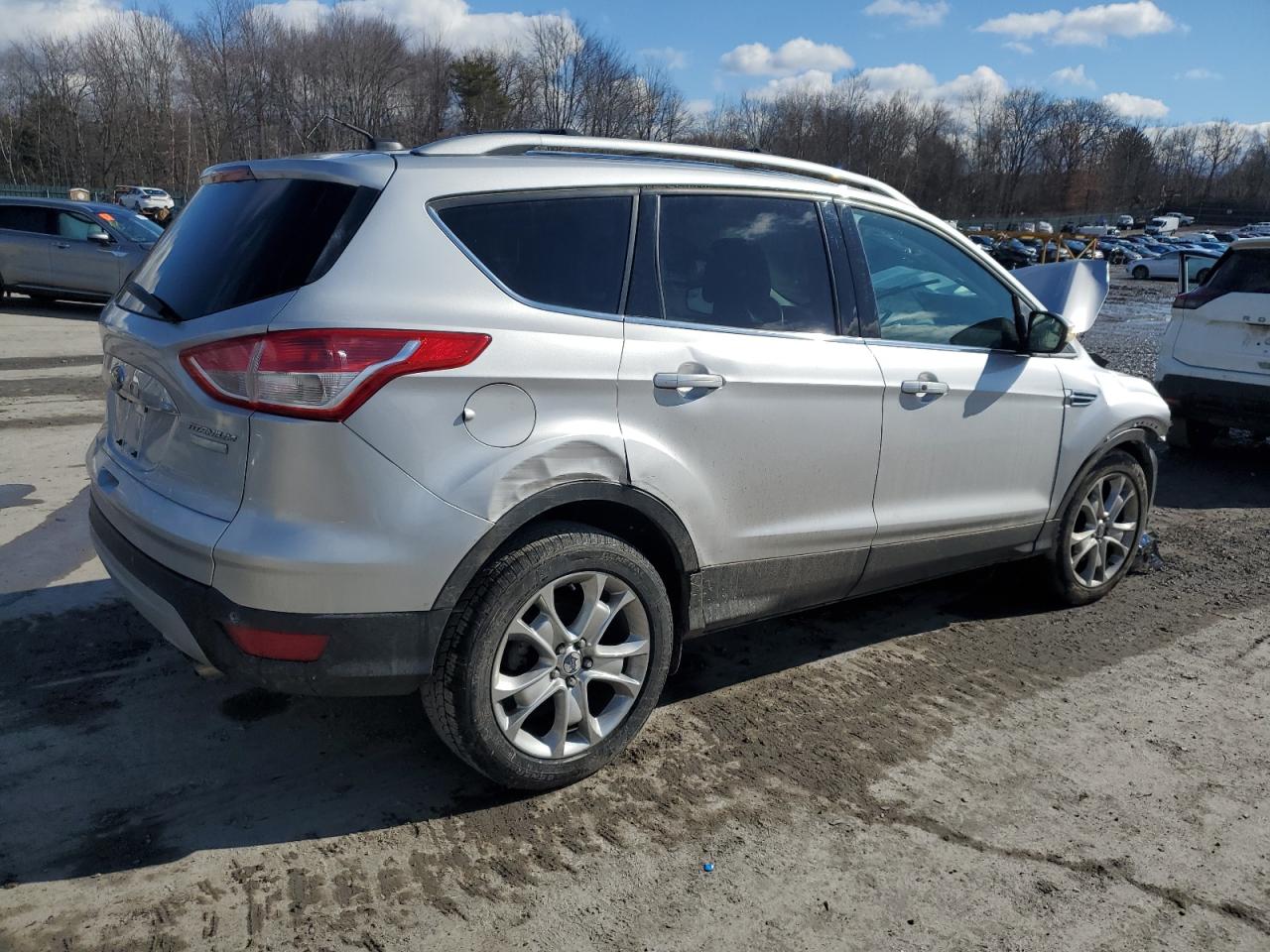 2016 Ford Escape VIN 1FMCU0J99GUA91895 Copart auction photo, front end damage thumbnail 3