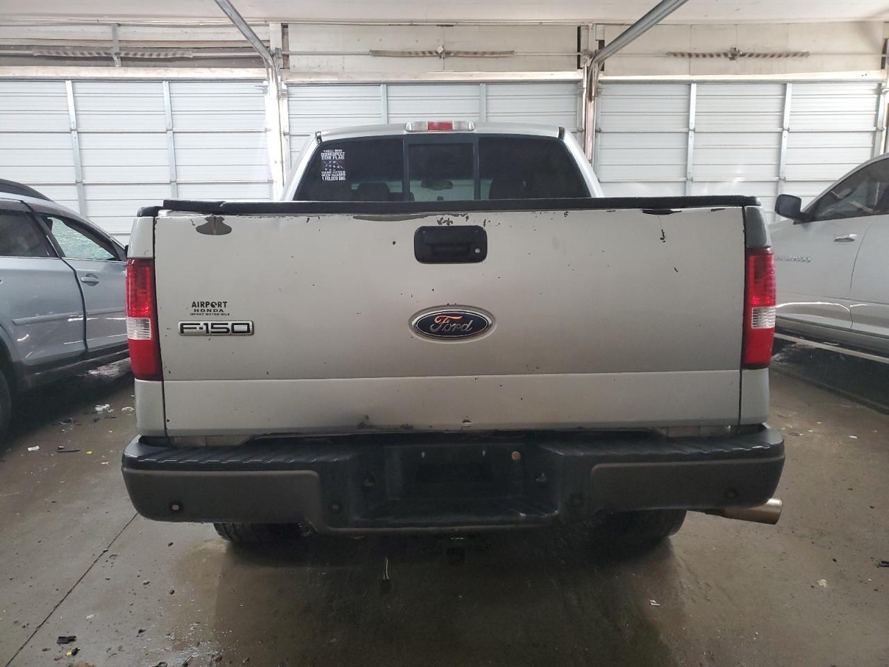 2004 Ford F-150 VIN 1FTPW14524KB13807 Copart auction photo, front end / minor dent/scratches damage thumbnail 6