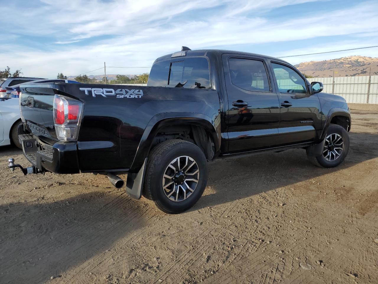 2021 Toyota Tacoma VIN 3TMCZ5AN3MM375751 Copart auction photo, front end damage thumbnail 3