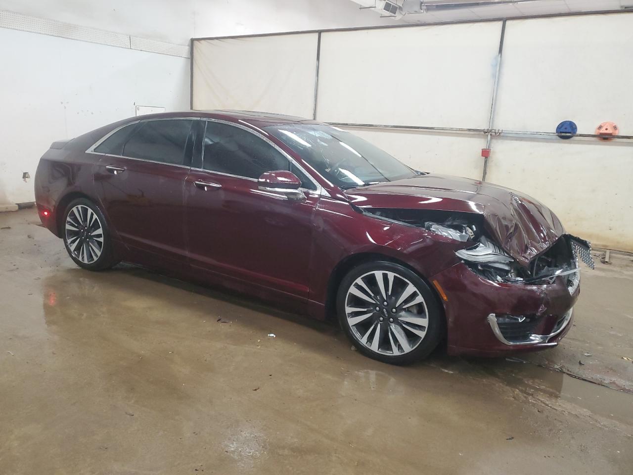 2018 Lincoln MKZ VIN 3LN6L5F9XJR605127 Copart auction photo, front end / minor dent/scratches damage thumbnail 4