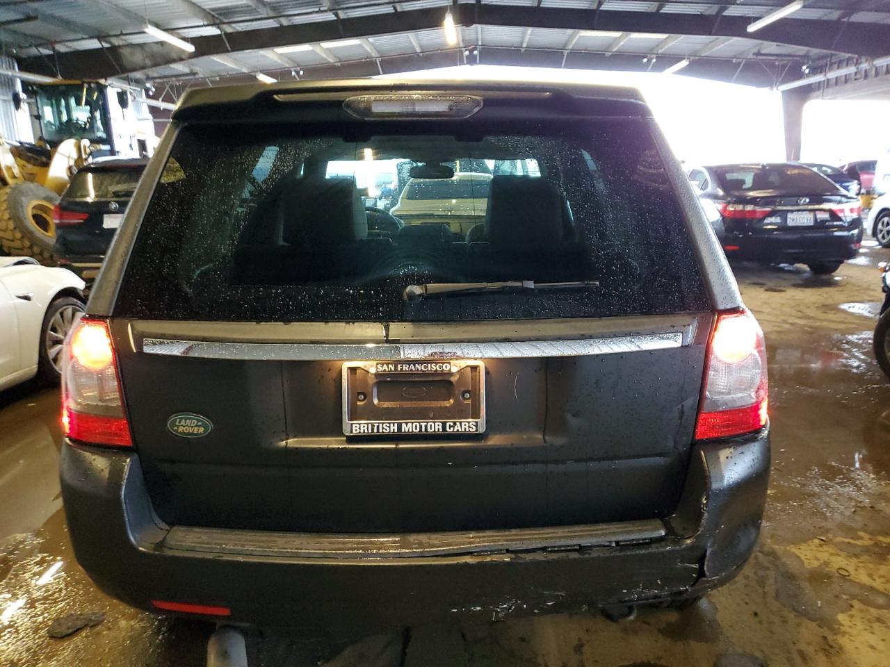 2011 Land Rover LR2 VIN SALFR2BN8BH267405 Copart auction photo, rear end / undercarriage damage thumbnail 6