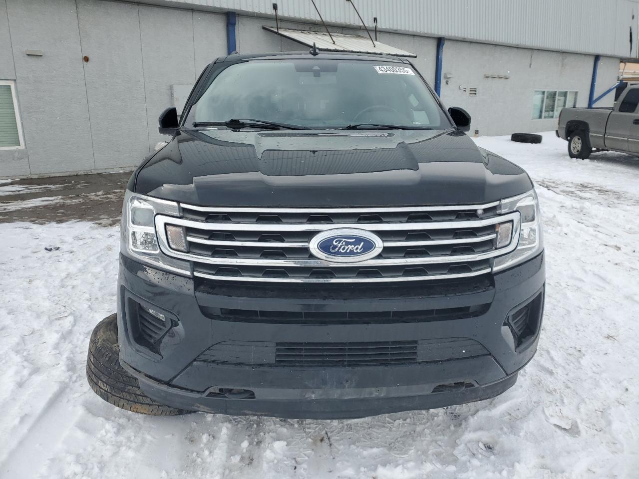 2021 Ford Expedition VIN 1FMJK1JT8MEA49626 Copart auction photo, front end / side damage thumbnail 5