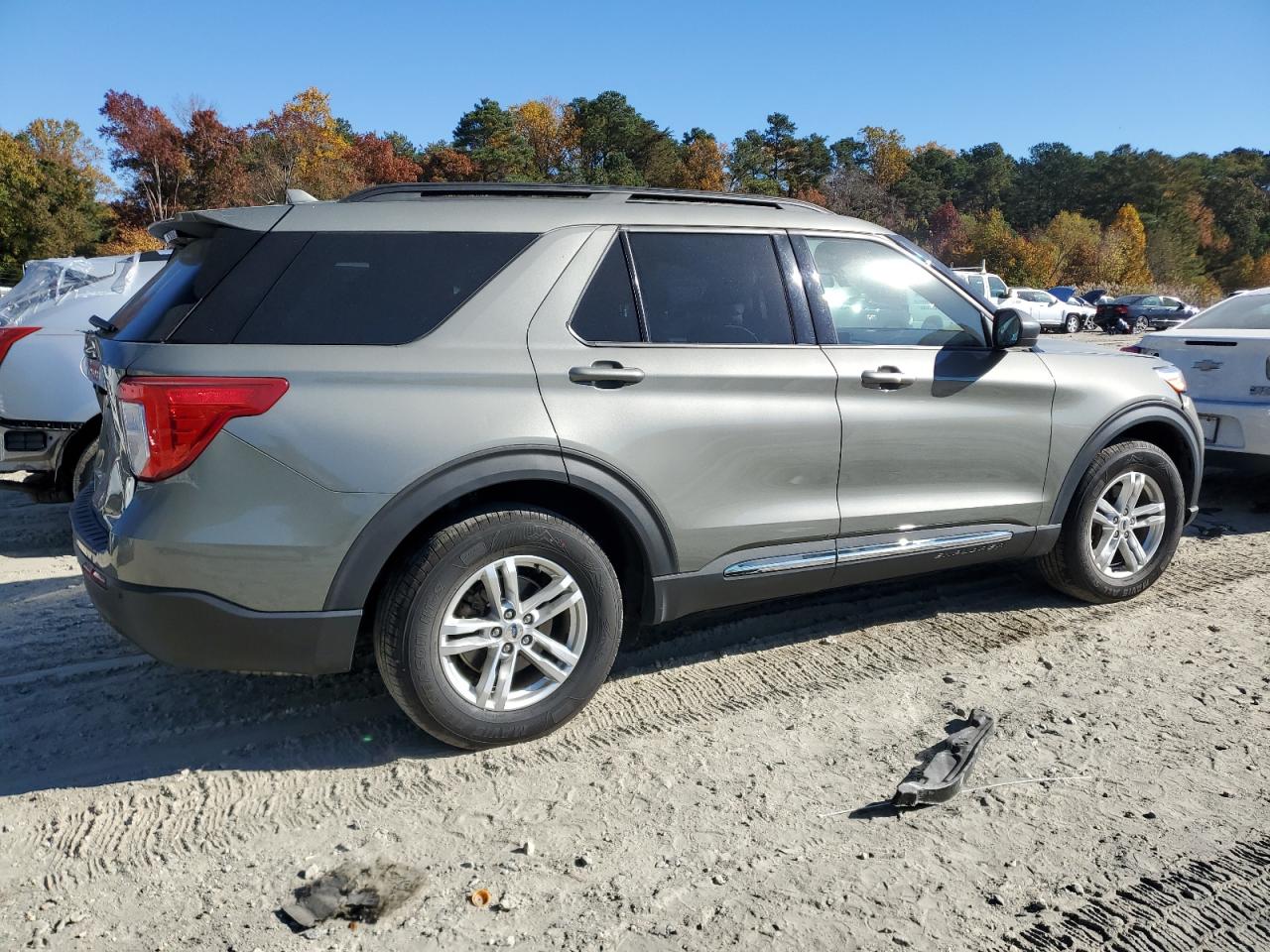2020 Ford Explorer VIN 1FMSK8DH8LGC18437 Copart auction photo, rear end damage thumbnail 3