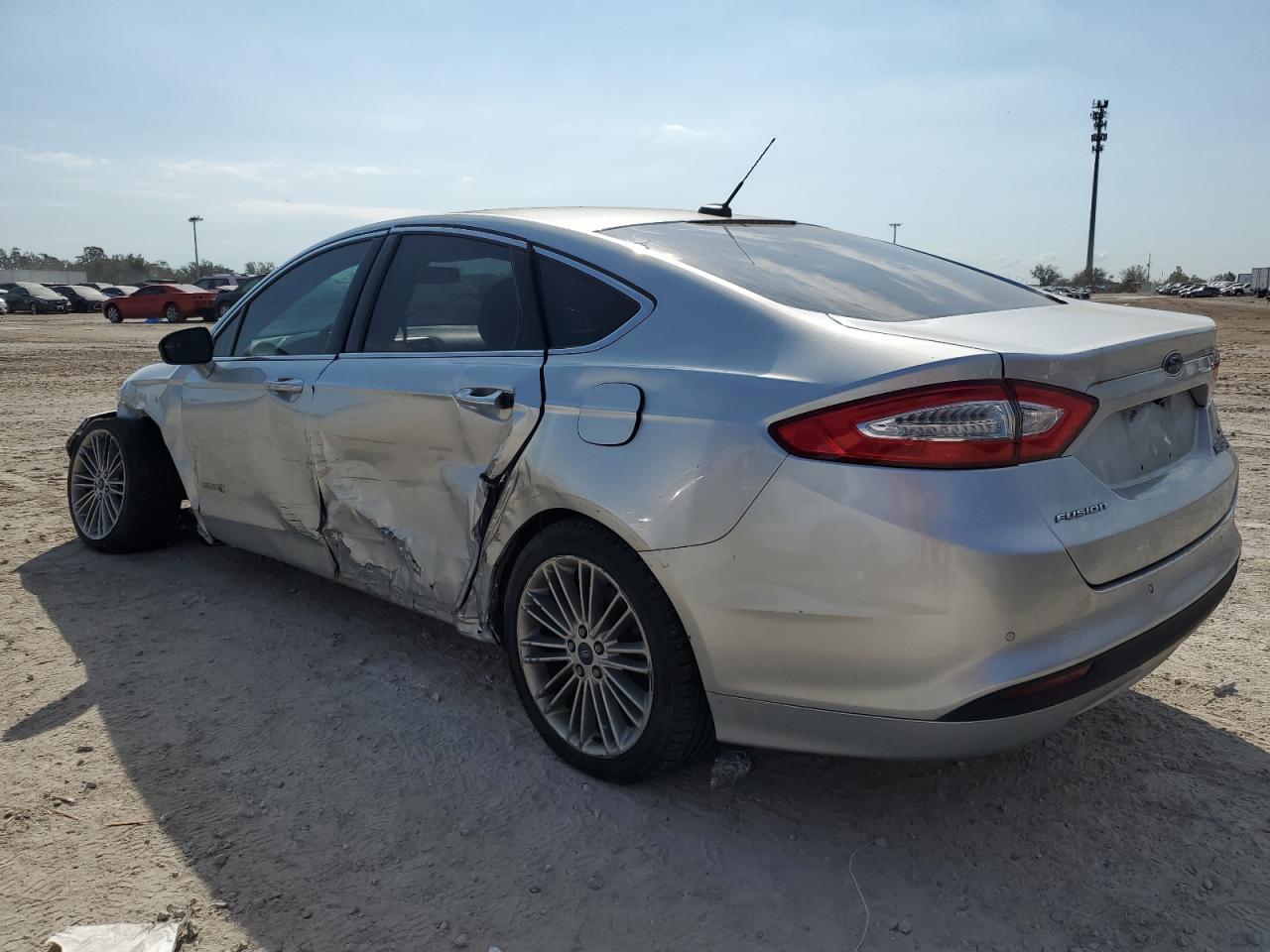 2013 Ford Fusion VIN 3FA6P0LU7DR188533 Copart auction photo, front end / side damage thumbnail 2