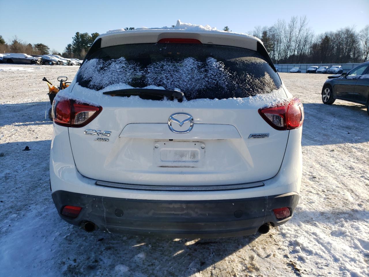 2015 Mazda CX-5 VIN JM3KE4CY9F0552518 Copart auction photo, side damage thumbnail 6