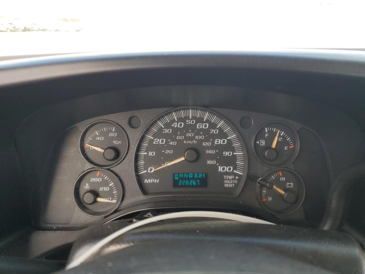 2007 Chevrolet Express VIN 1GAHG35U571253808 Copart auction photo, front end / side damage thumbnail 9