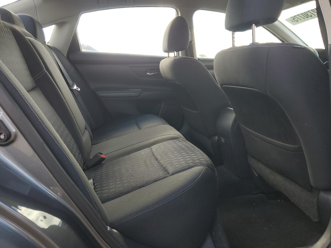 2017 Nissan Altima VIN 1N4AL3AP0HC200658 Copart auction photo, rear end / minor dent/scratches damage thumbnail 10