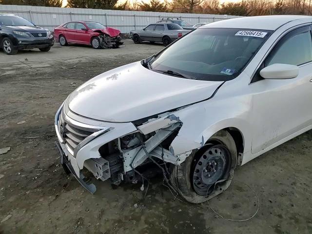 2015 Nissan Altima VIN 1N4AL3AP8FC149052 Copart auction photo, front end / side damage thumbnail 11