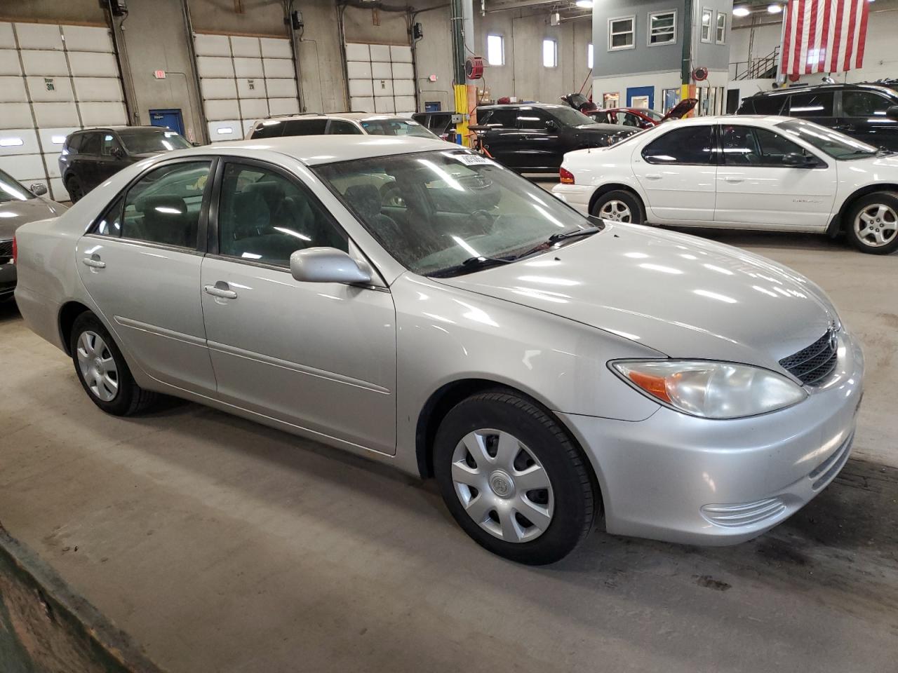 2002 Toyota Camry VIN 4T1BE32K52U034212 Copart auction photo, minor dent/scratches damage thumbnail 4