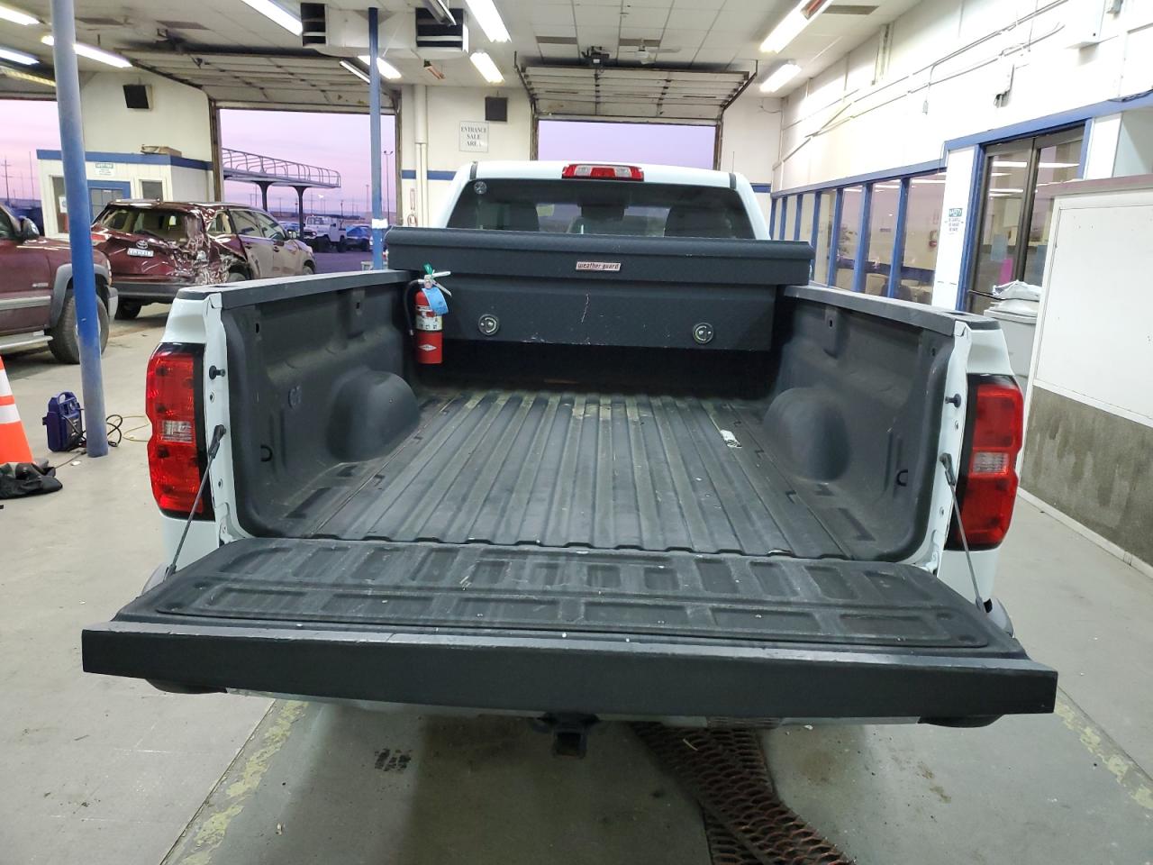 2018 Chevrolet Silverado VIN 1GCNKNEC2JZ134120 Copart auction photo, front end / side damage thumbnail 10