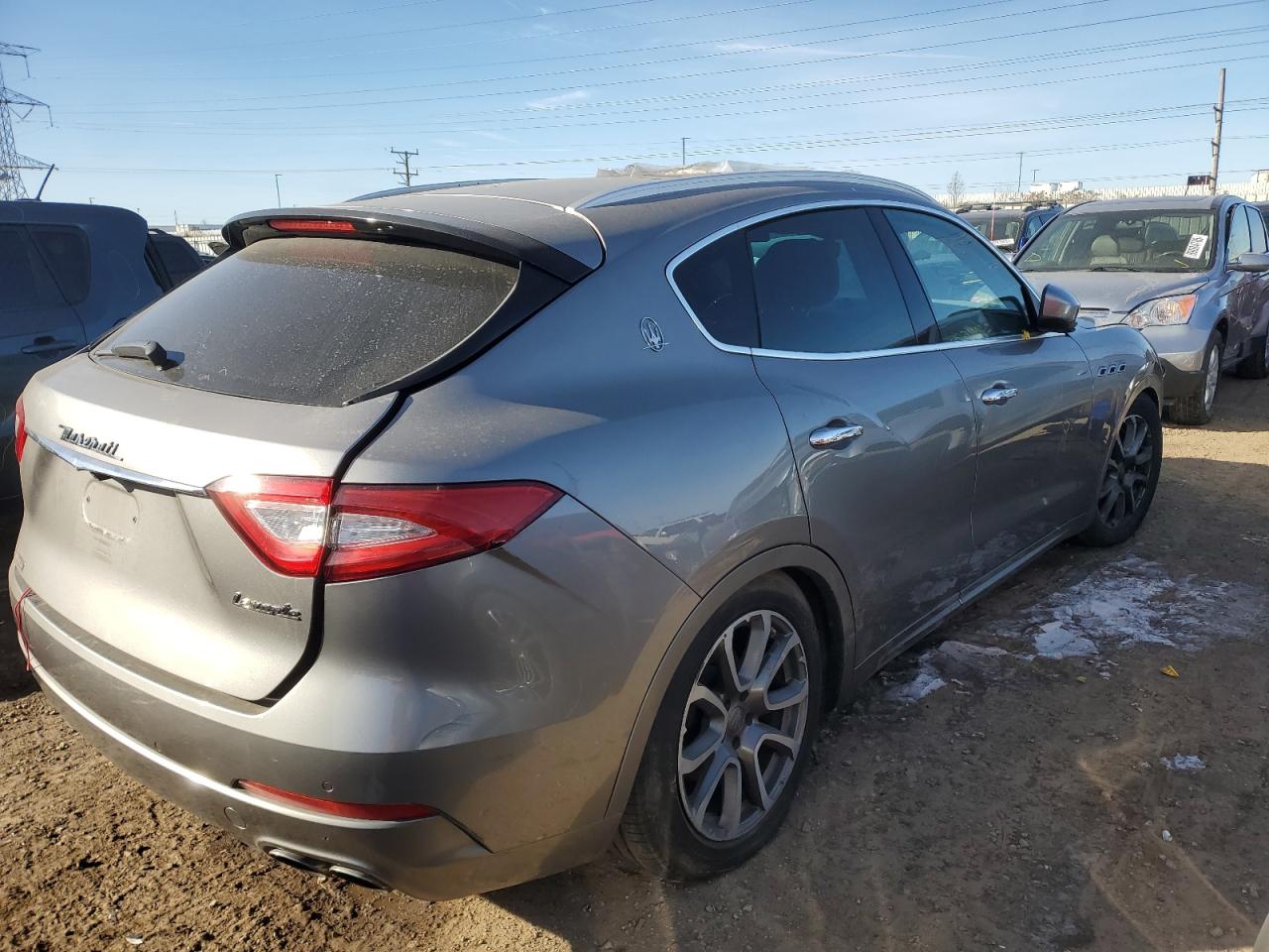 2017 Maserati Levante VIN ZN661YUA7HX195928 Copart auction photo, front end / rear end damage thumbnail 3